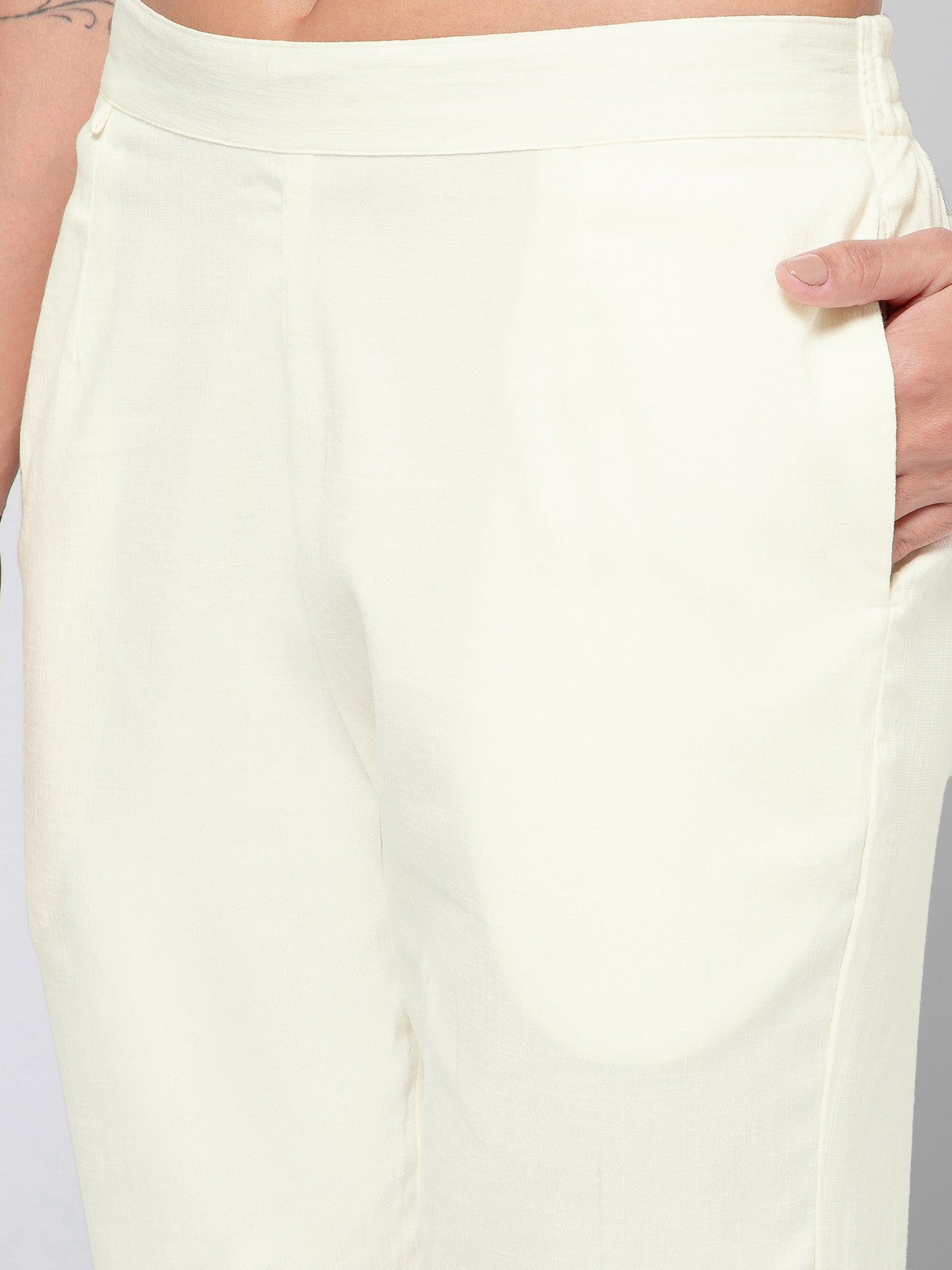 Regular Fit Women Cream Stretchable Pants