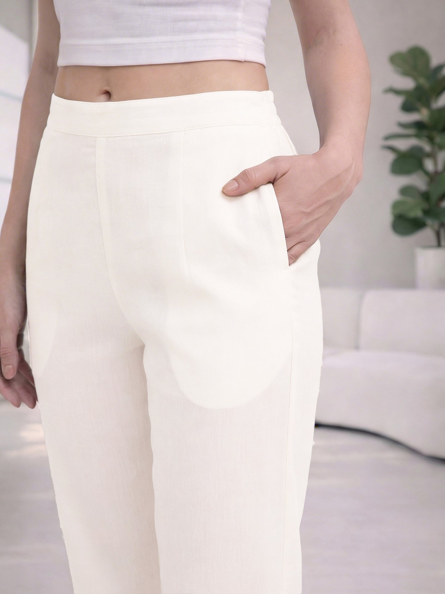 Regular Fit Women Cream Stretchable Pants